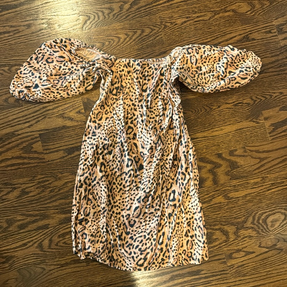 Billabong size L cheetah print dress